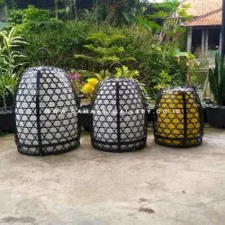 Lampu Taman Sangkar Kuningan